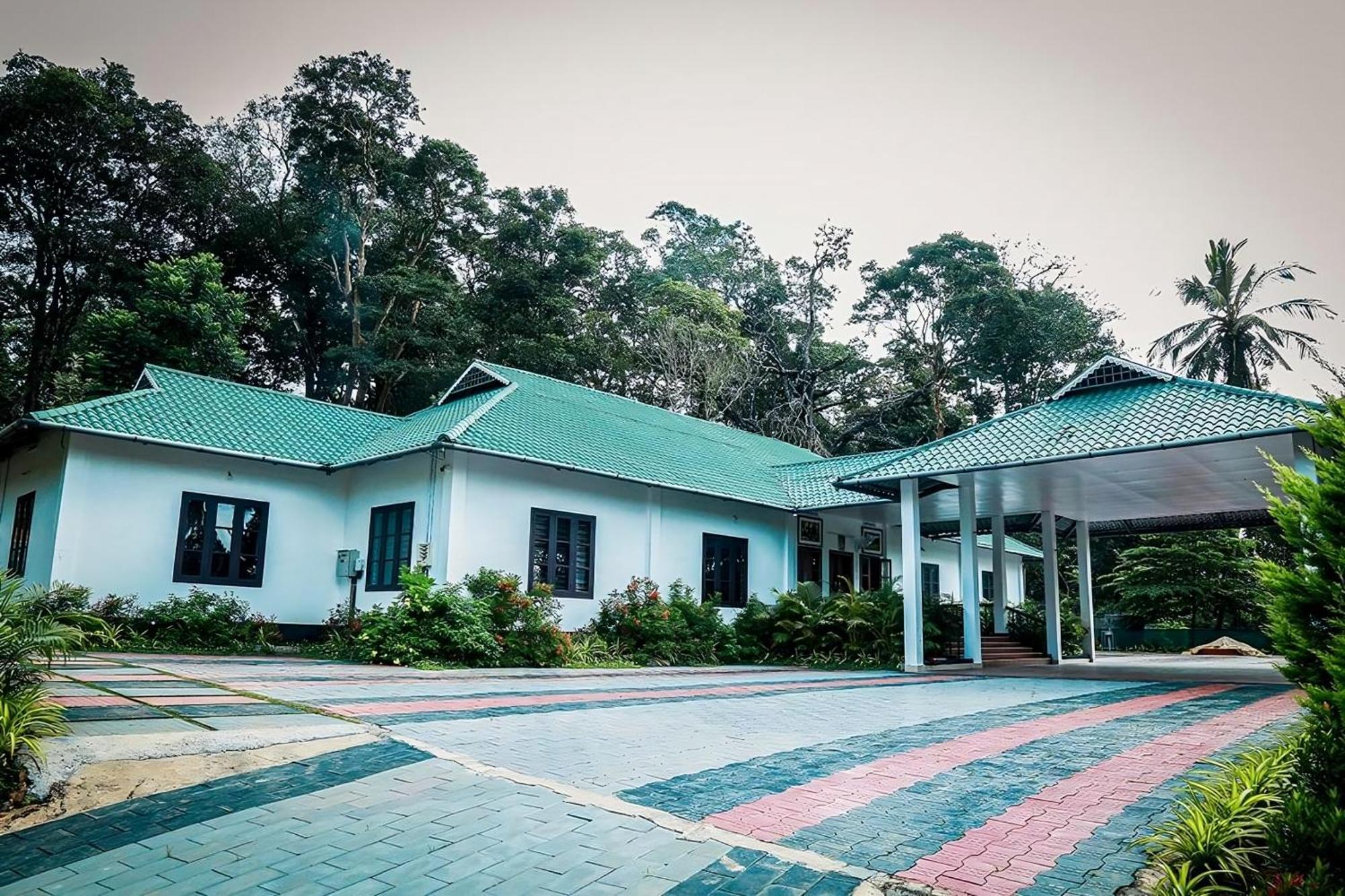 Green Auro By Bob Hotels Wayanad Εξωτερικό φωτογραφία